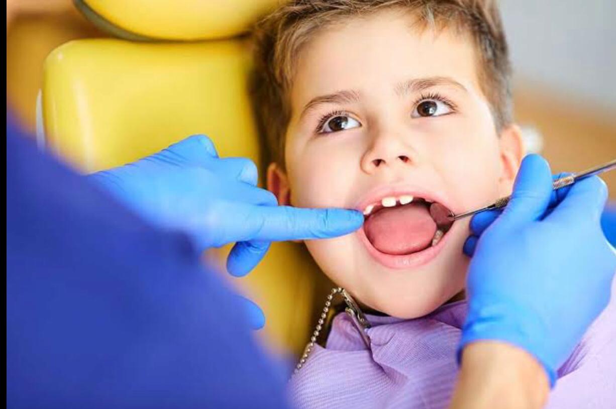 MOOPAN'S DENTAL CARE MONGAM